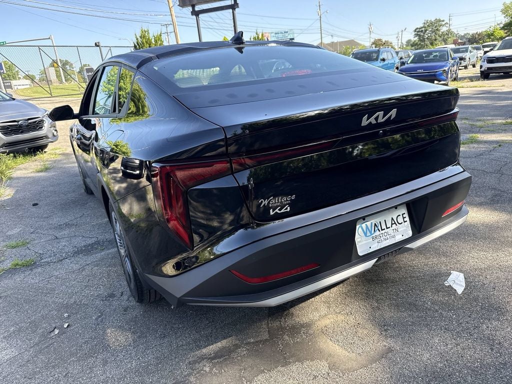 2026 Kia K4 LX