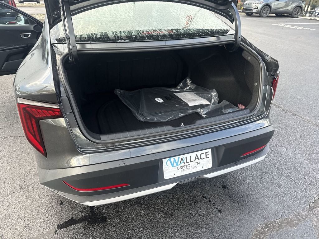 2026 Kia K4 LX