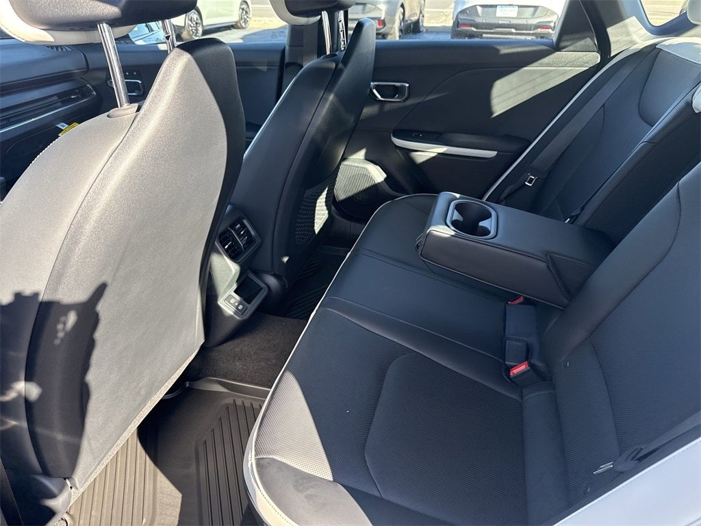 2025 Kia K4 GT-Line Turbo