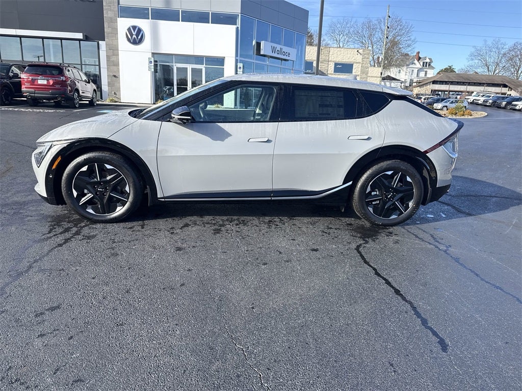 2025 Kia EV6 Wind
