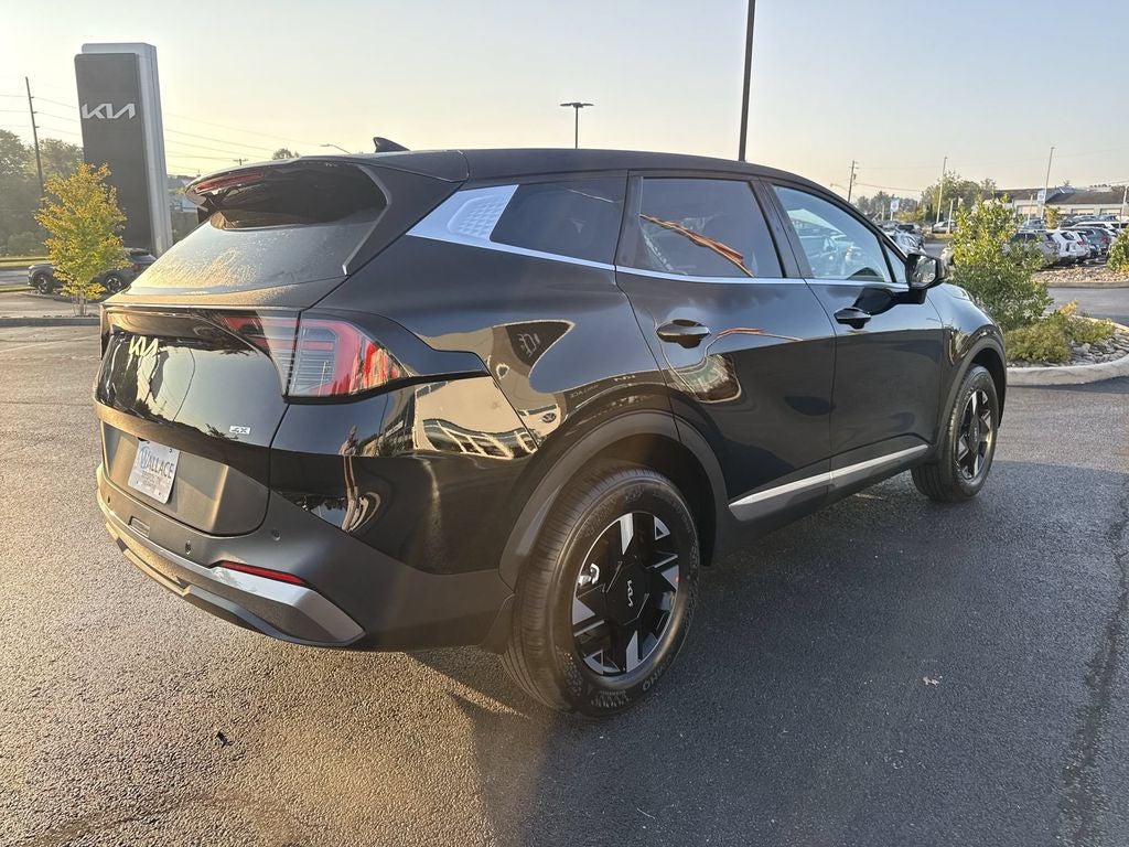 2027 Kia Sportage LX
