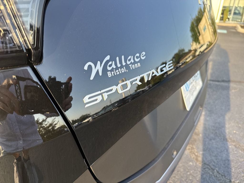 2027 Kia Sportage LX