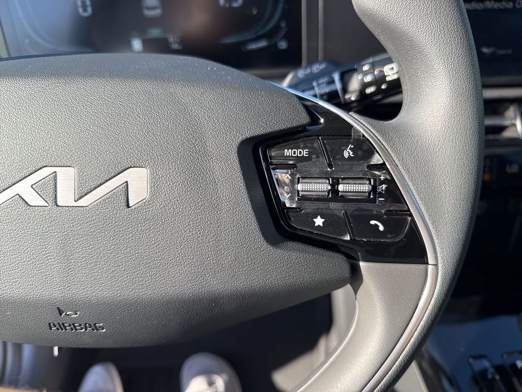 2026 Kia Niro LX