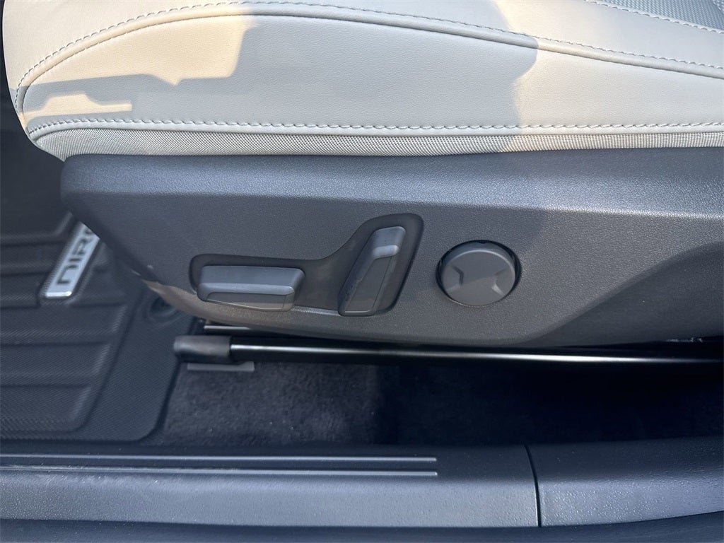 2025 Kia Niro EX Touring