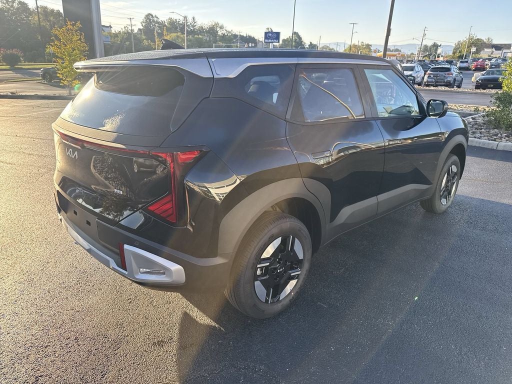 2027 Kia Seltos LX