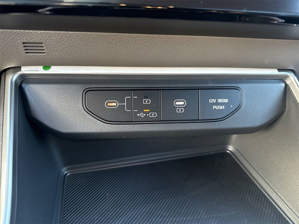 2026 Kia Carnival Hybrid LXS