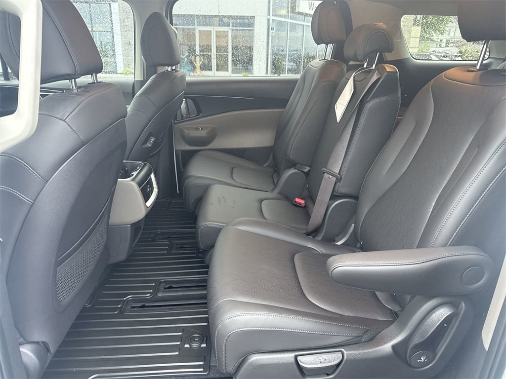 2026 Kia Carnival Hybrid LXS