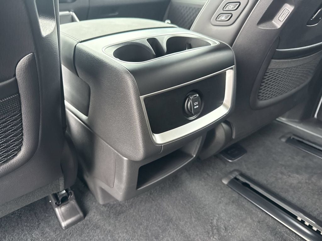 2027 Kia Carnival EX