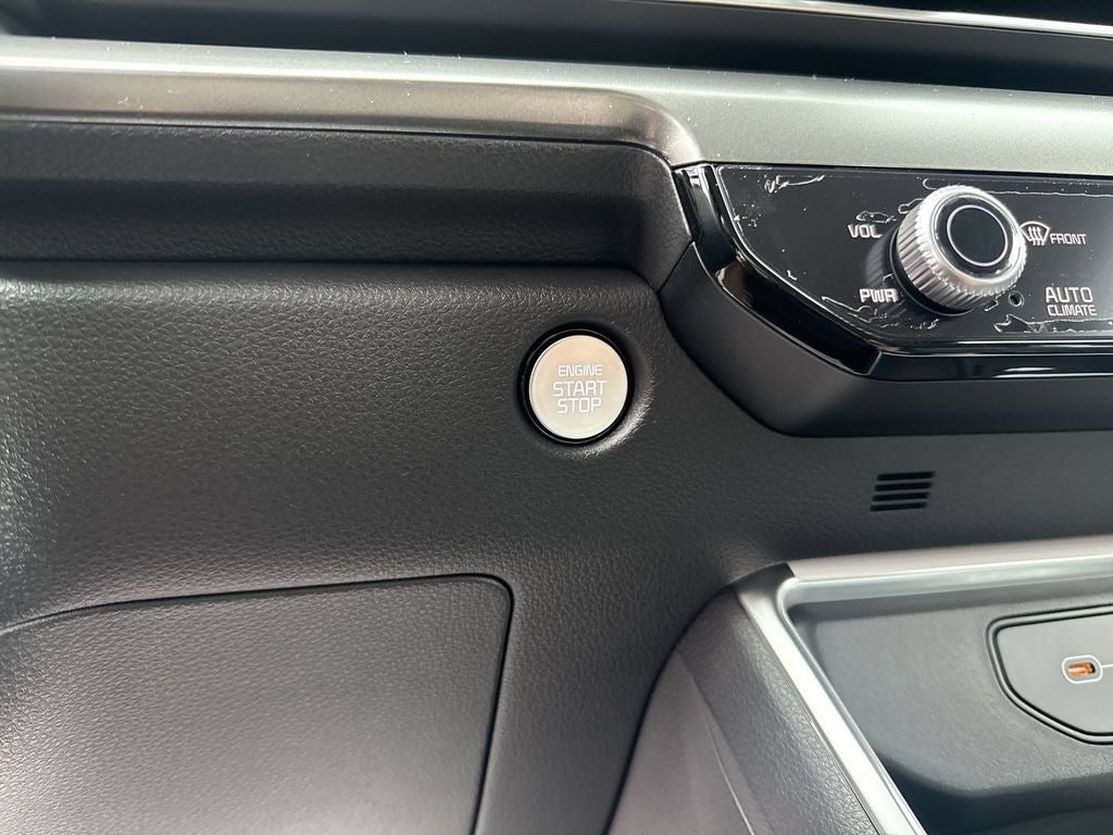 2027 Kia Carnival EX