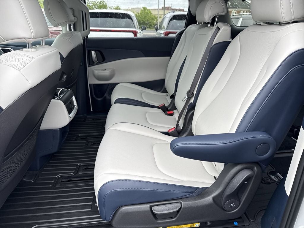 2026 Kia Carnival Hybrid EX