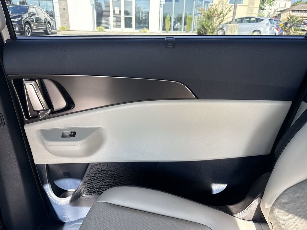 2027 Kia Carnival SX
