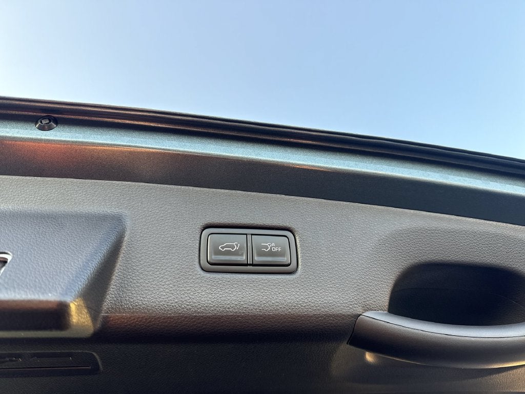 2027 Kia Carnival Hybrid SX