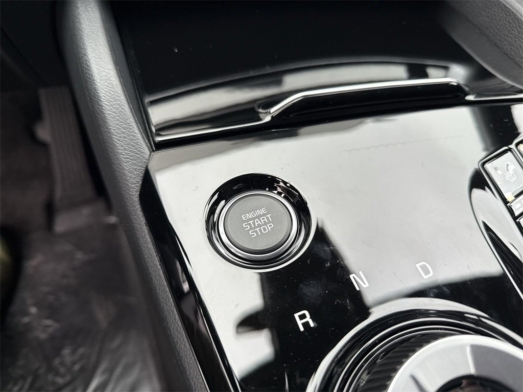 2025 Kia Sportage Plug-In Hybrid X-Line